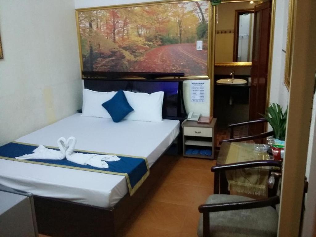 Tân Hà Hotel Thành Pho Ho Chí Minh Esterno foto