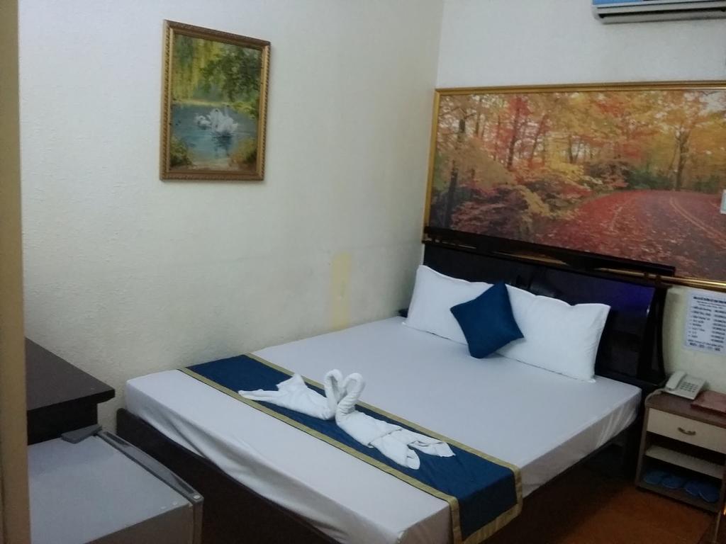 Tân Hà Hotel Thành Pho Ho Chí Minh Esterno foto