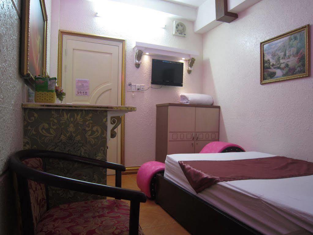 Tân Hà Hotel Thành Pho Ho Chí Minh Esterno foto