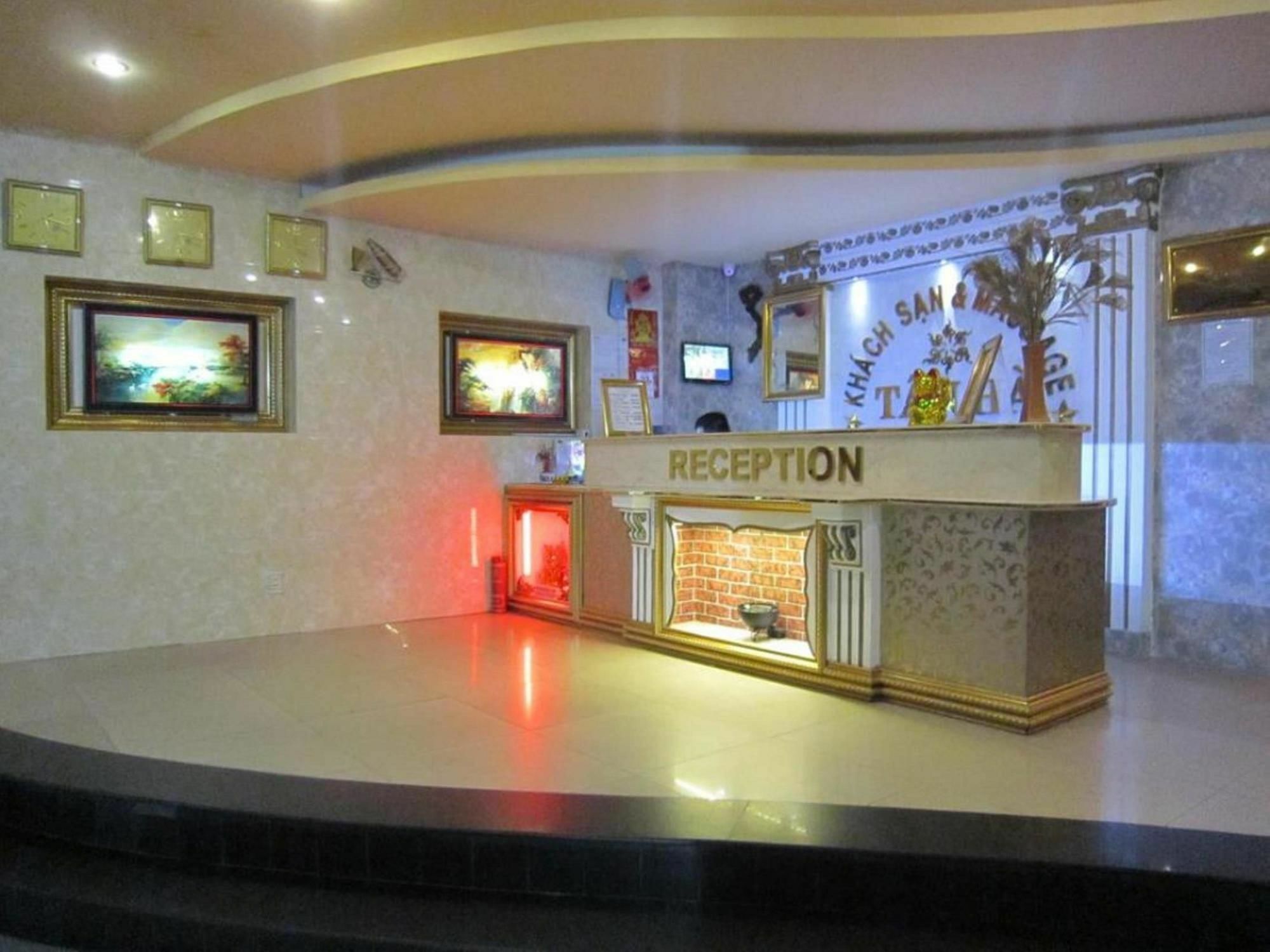 Tân Hà Hotel Thành Pho Ho Chí Minh Esterno foto