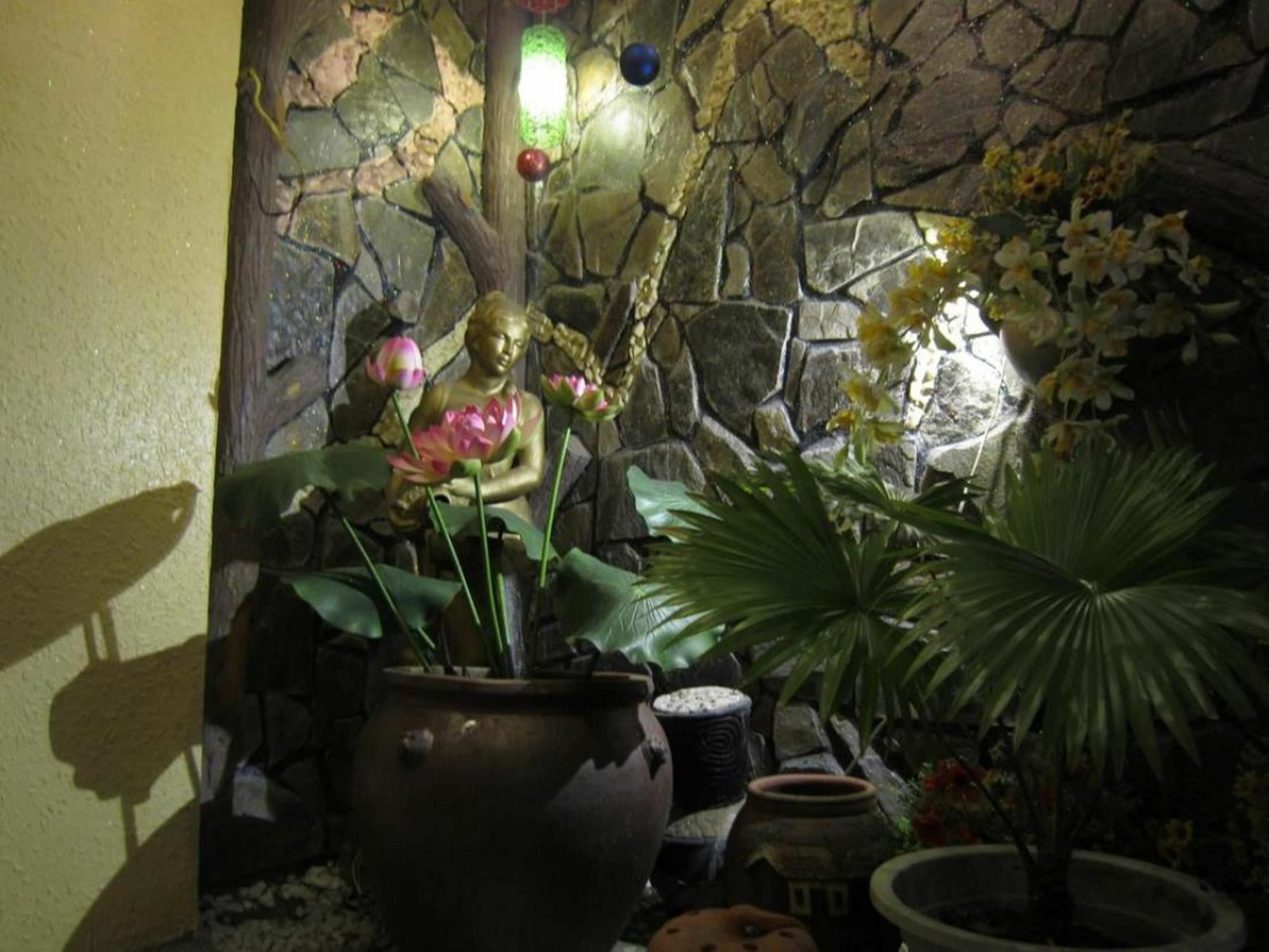 Tân Hà Hotel Thành Pho Ho Chí Minh Esterno foto