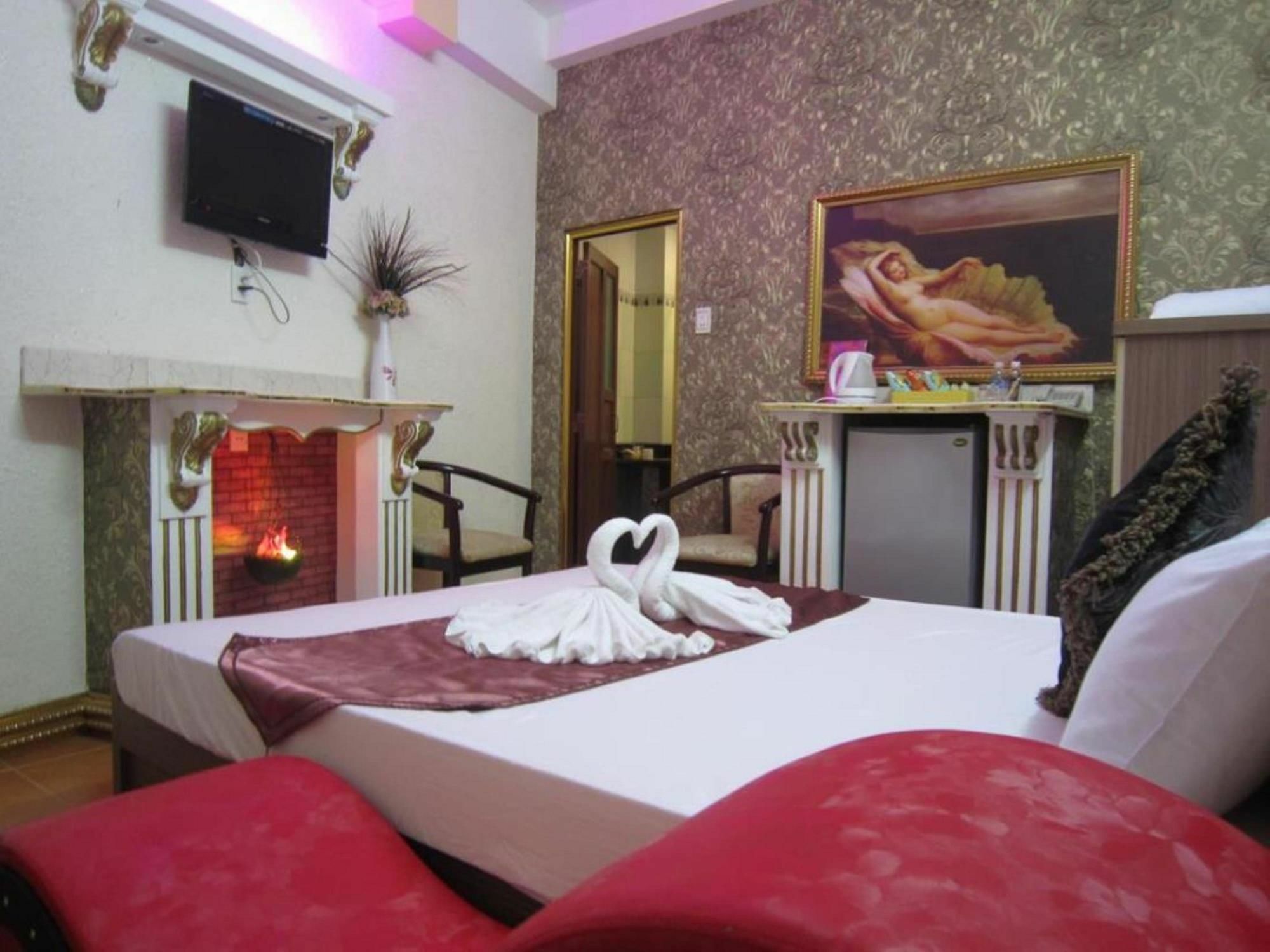 Tân Hà Hotel Thành Pho Ho Chí Minh Esterno foto