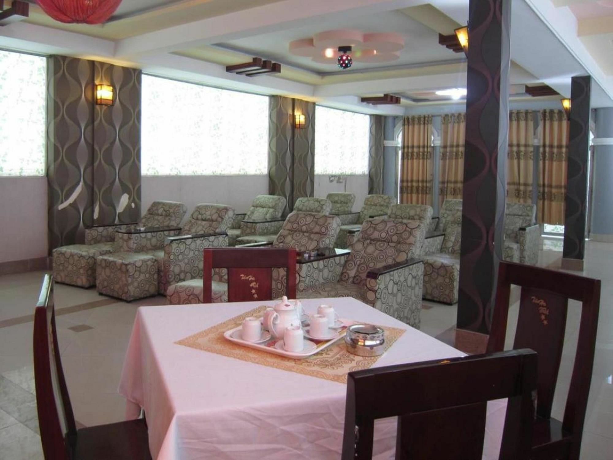 Tân Hà Hotel Thành Pho Ho Chí Minh Esterno foto