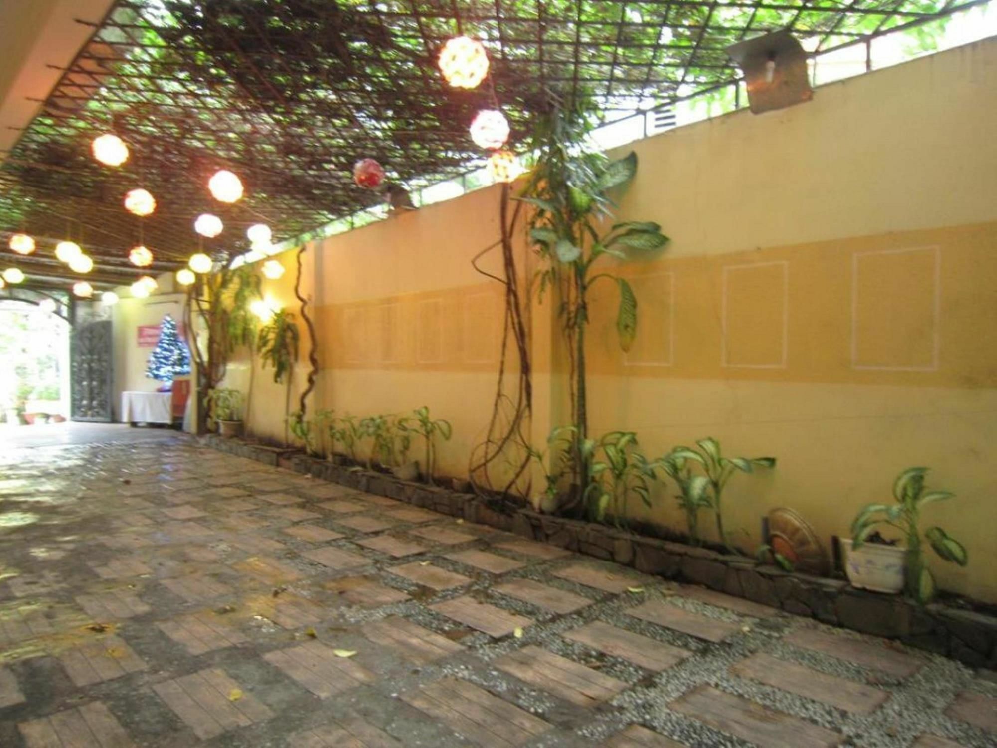 Tân Hà Hotel Thành Pho Ho Chí Minh Esterno foto